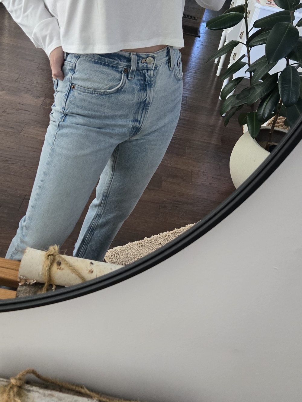 Zara The '90s High Rise Straight Jeans